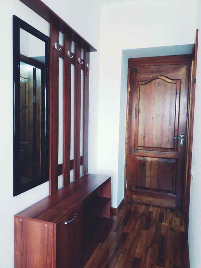 בוקורו Sabr Guest House מראה חיצוני תמונה